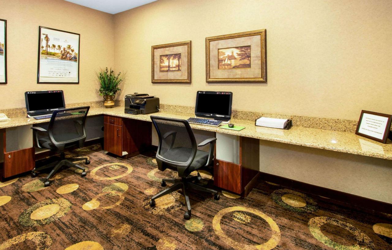 La Quinta Inn & Suites By Wyndham Albuquerque Midtown Екстериор снимка