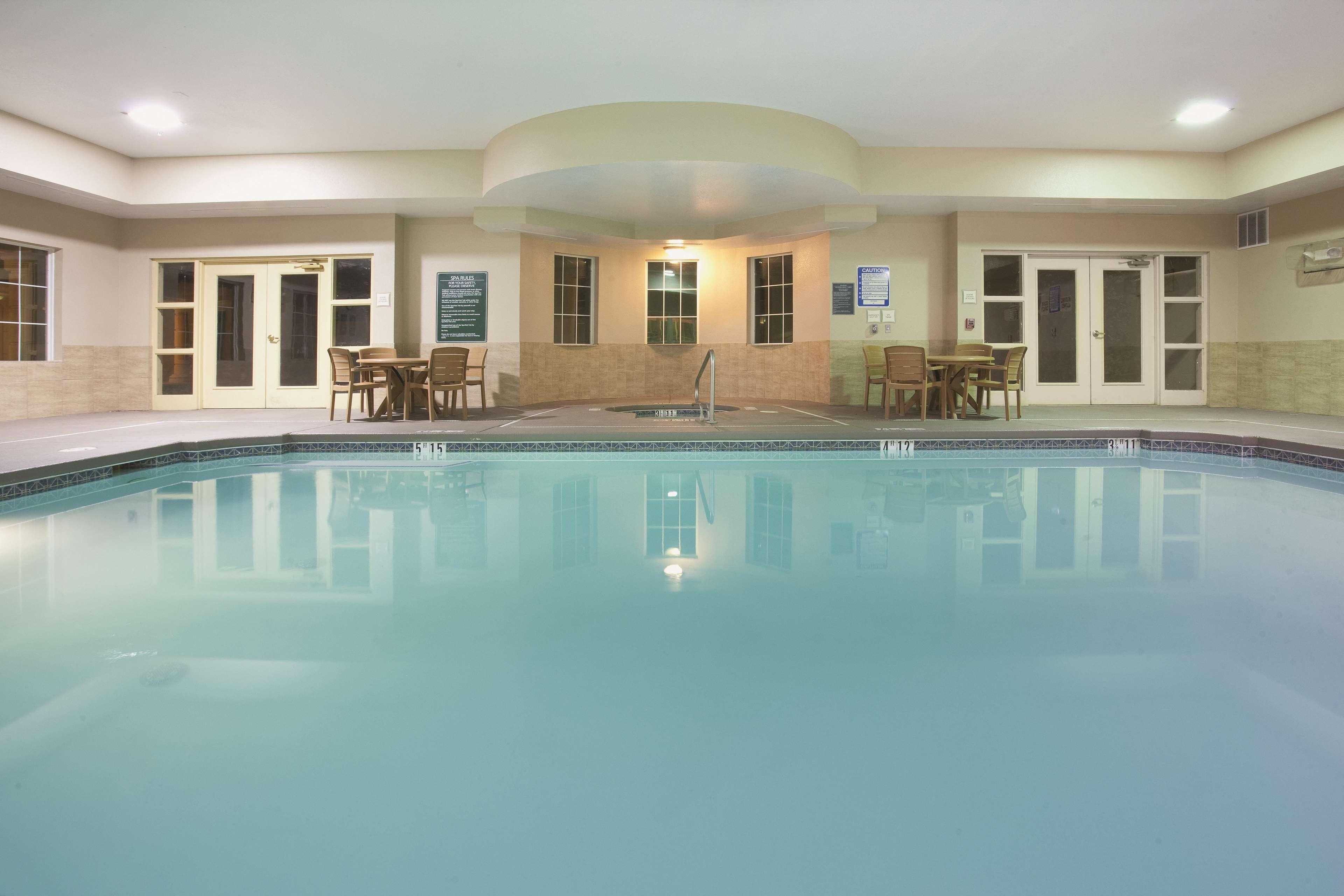 La Quinta Inn & Suites By Wyndham Albuquerque Midtown Екстериор снимка