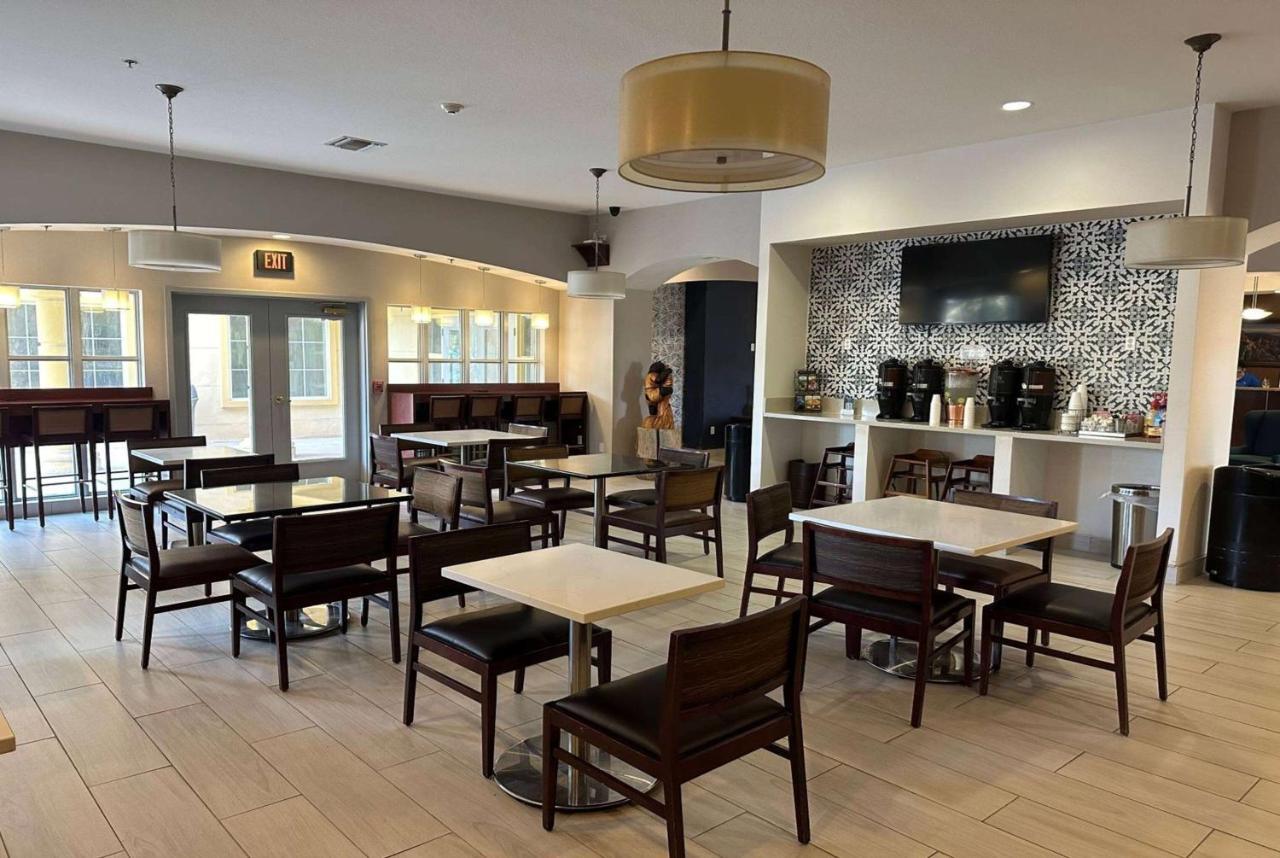 La Quinta Inn & Suites By Wyndham Albuquerque Midtown Екстериор снимка