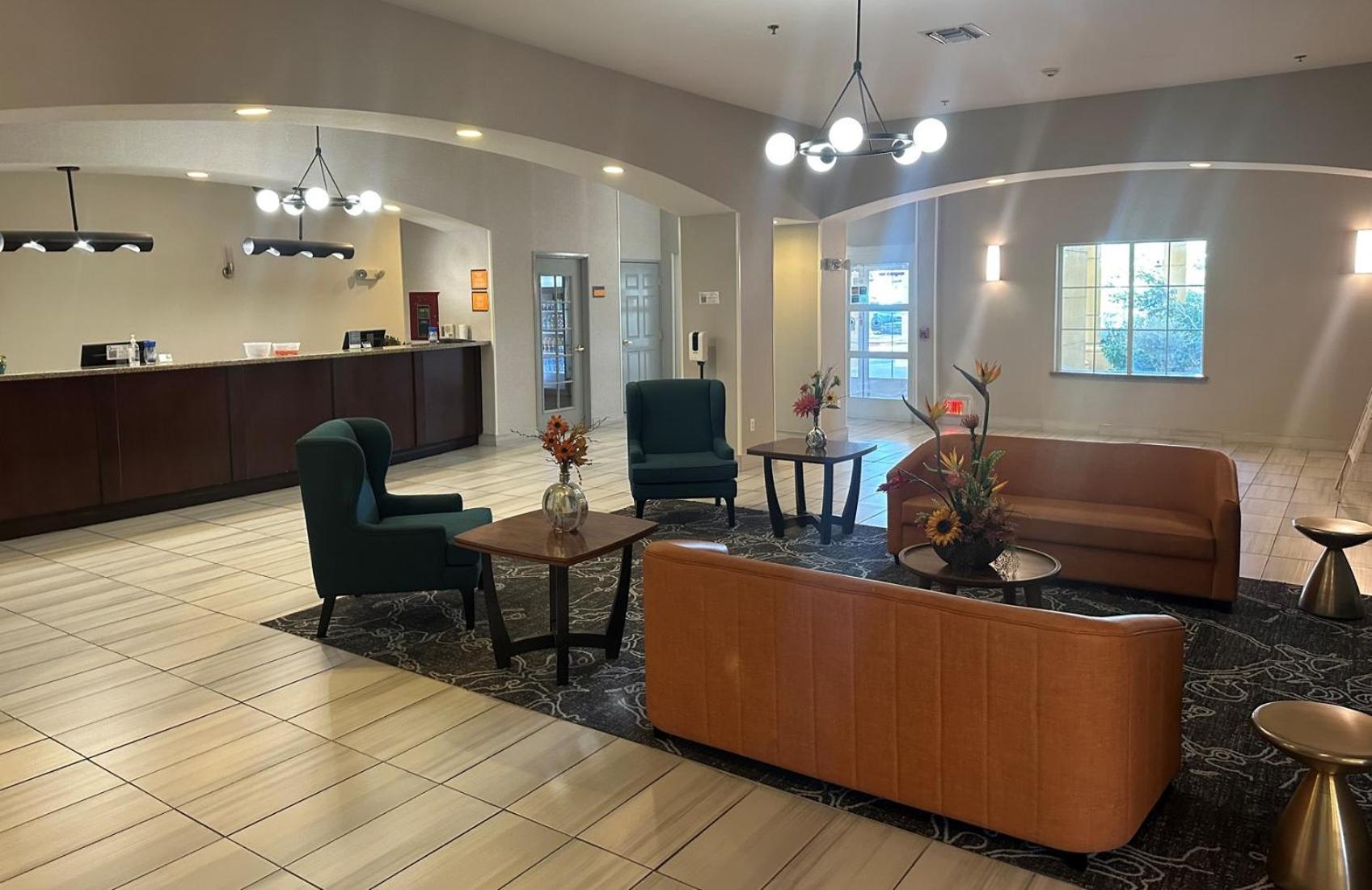 La Quinta Inn & Suites By Wyndham Albuquerque Midtown Екстериор снимка